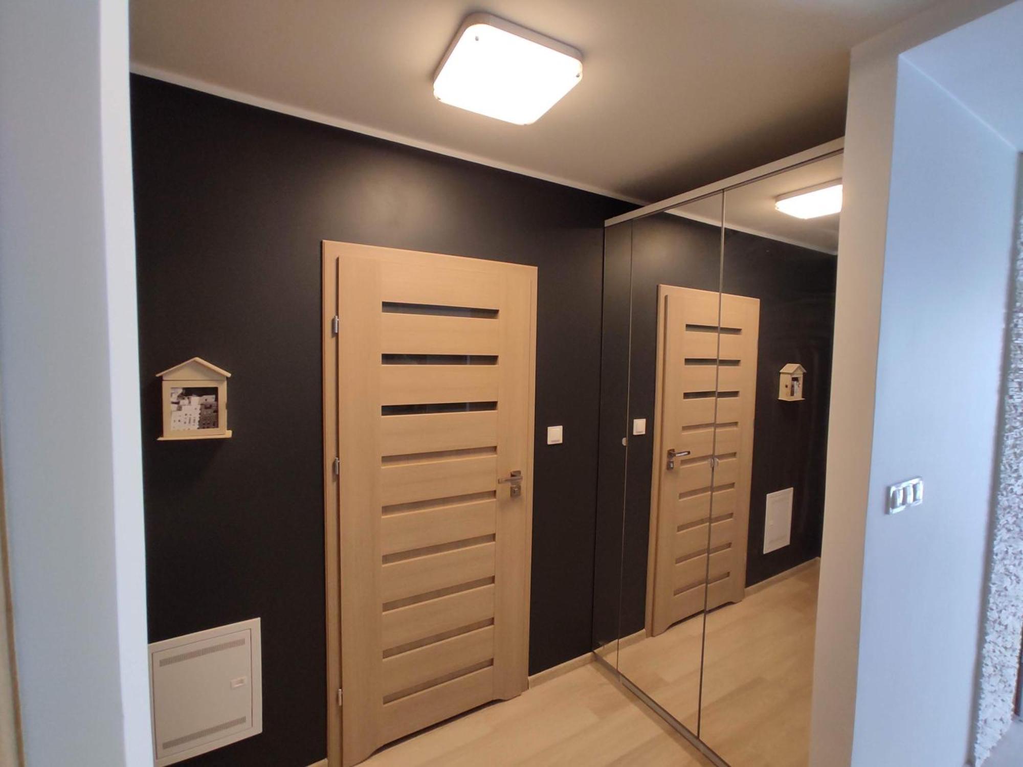 Scandinavian Apartment In Modest Area ลูบลิน ภายนอก รูปภาพ