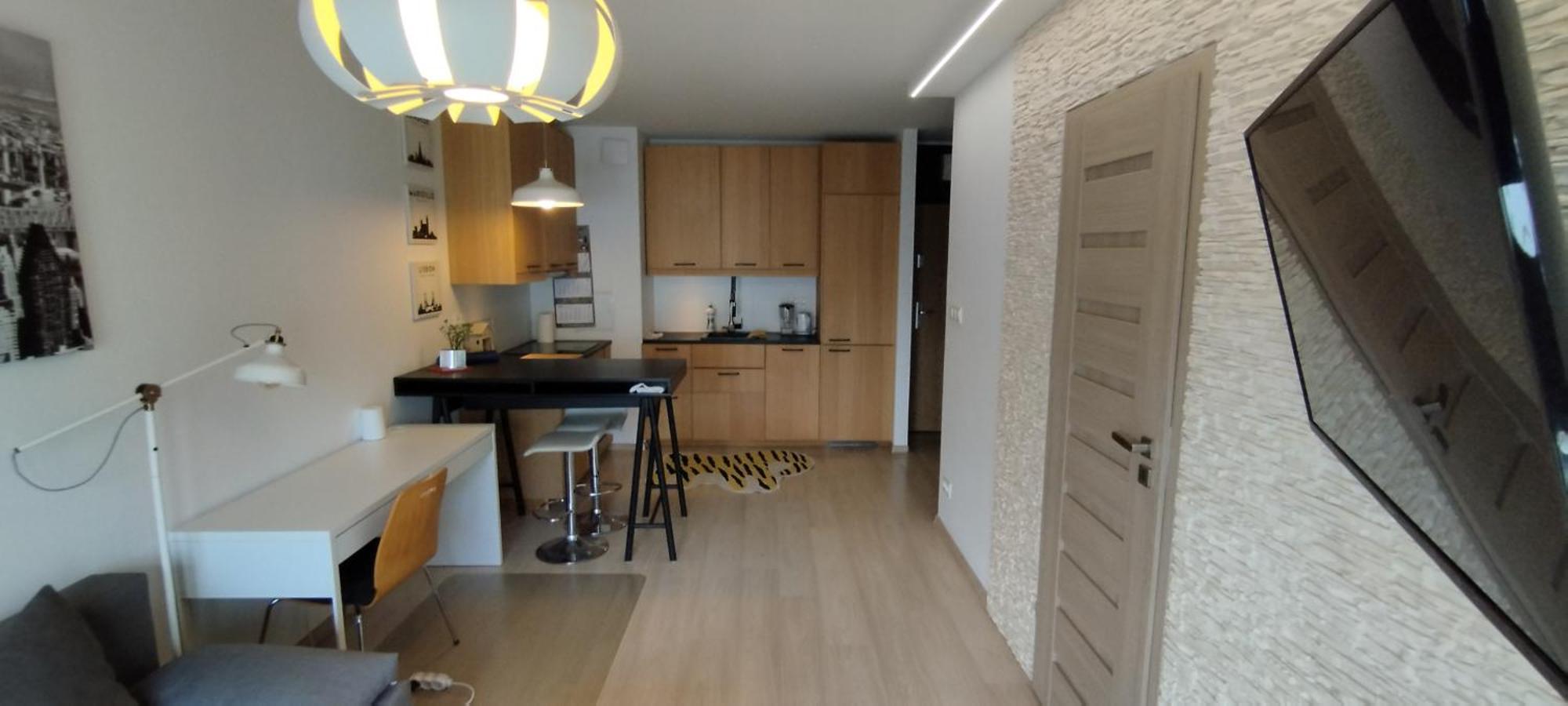 Scandinavian Apartment In Modest Area ลูบลิน ภายนอก รูปภาพ